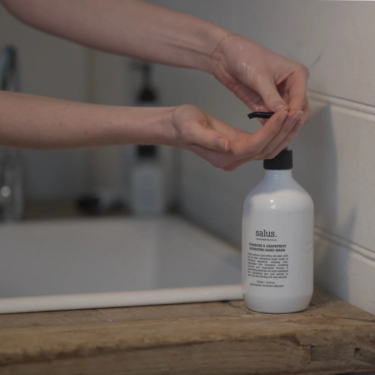 Tuberose & Grapefruit Hydrating Hand Wash, 500ml (boxed), by Salus