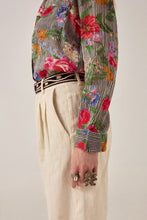 Load image into Gallery viewer, Piti Blouse in Hulton Soul Black by Maison Hotel