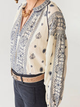 Load image into Gallery viewer, Stephanie Blouse in Off White Blossom by Maison Hotel