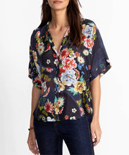 Load image into Gallery viewer, Audrey Short Sleeve Blouse in Advestia by Johnny Was