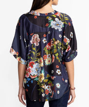Load image into Gallery viewer, Audrey Short Sleeve Blouse in Advestia by Johnny Was