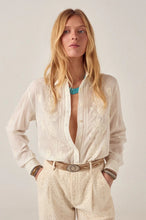 Load image into Gallery viewer, Ringo Shirt in Off White by Maison Hotel