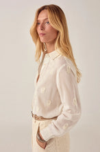 Load image into Gallery viewer, Ringo Shirt in Off White by Maison Hotel