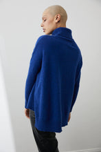 Load image into Gallery viewer, Gigi Step Rollneck in Indigo by Mia Fratino
