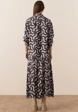 Load image into Gallery viewer, Kendal Print Sunray Pleat Skirt by POL
