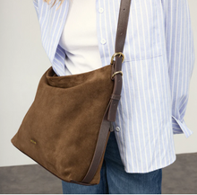Load image into Gallery viewer, Moreen Shoulder Bag in Ebony by Nat & Nin