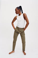 Load image into Gallery viewer, Ivy Copenhagen Karmey Chino in Army
