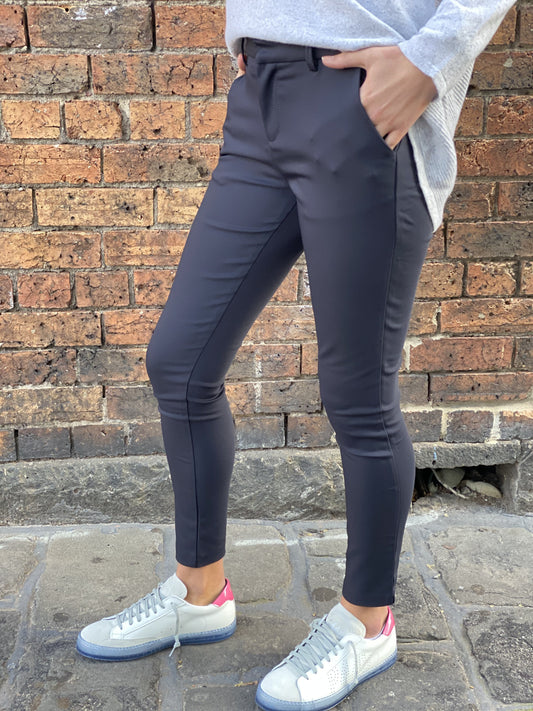 Alice Pant in Navy by Ivy Copenhagen