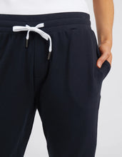 Load image into Gallery viewer, Lobby Pant in Black by Elm
