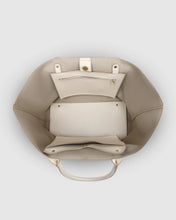 Load image into Gallery viewer, Dubai Tote Bag in Vanilla by Louenhide
