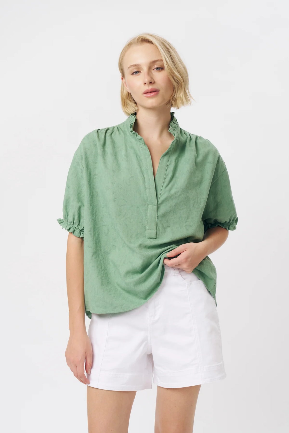 Amber Shirt in Green by Kireina