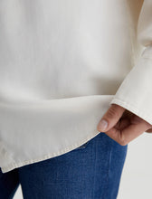 Load image into Gallery viewer, Leny Relaxed Shirt in Powder by AG
