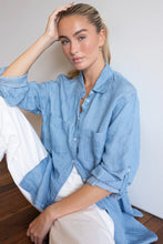 Load image into Gallery viewer, The Boyfriend Linen Shirt in Light Denim by Hut
