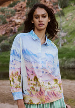 Load image into Gallery viewer, Sabine Shirt in Tjoritja by Nancybird
