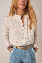 Load image into Gallery viewer, Gabriela Blouse in Bilbao Framboise by Maison Hotel
