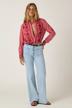 Load image into Gallery viewer, Ringo Shirt in Clavel Framboise by Maison Hotel
