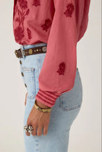 Load image into Gallery viewer, Ringo Shirt in Clavel Framboise by Maison Hotel

