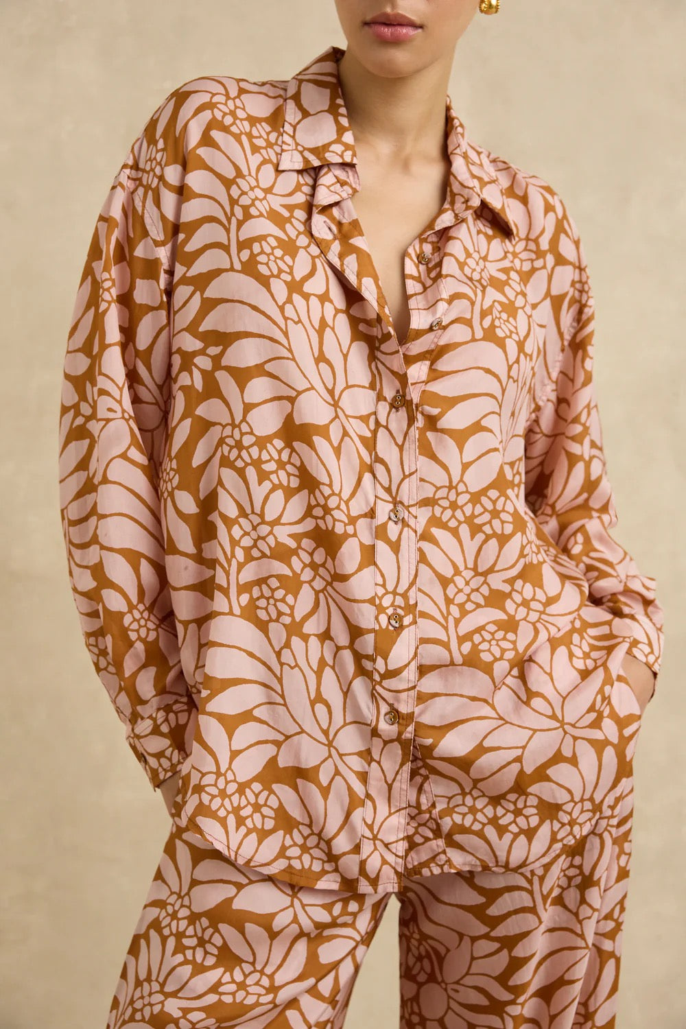 Stevie Oversized Shirt in Crocus Blushwood by Hannah Artwear
