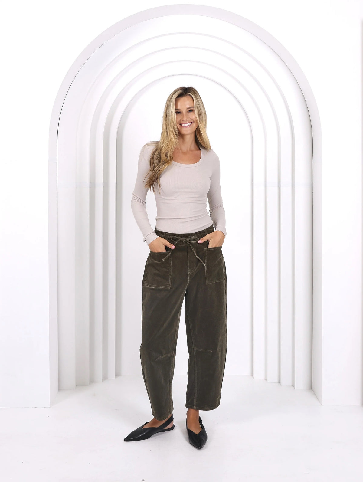 Leo Barrel Jean in  Moss Cord by Monaco Jeans