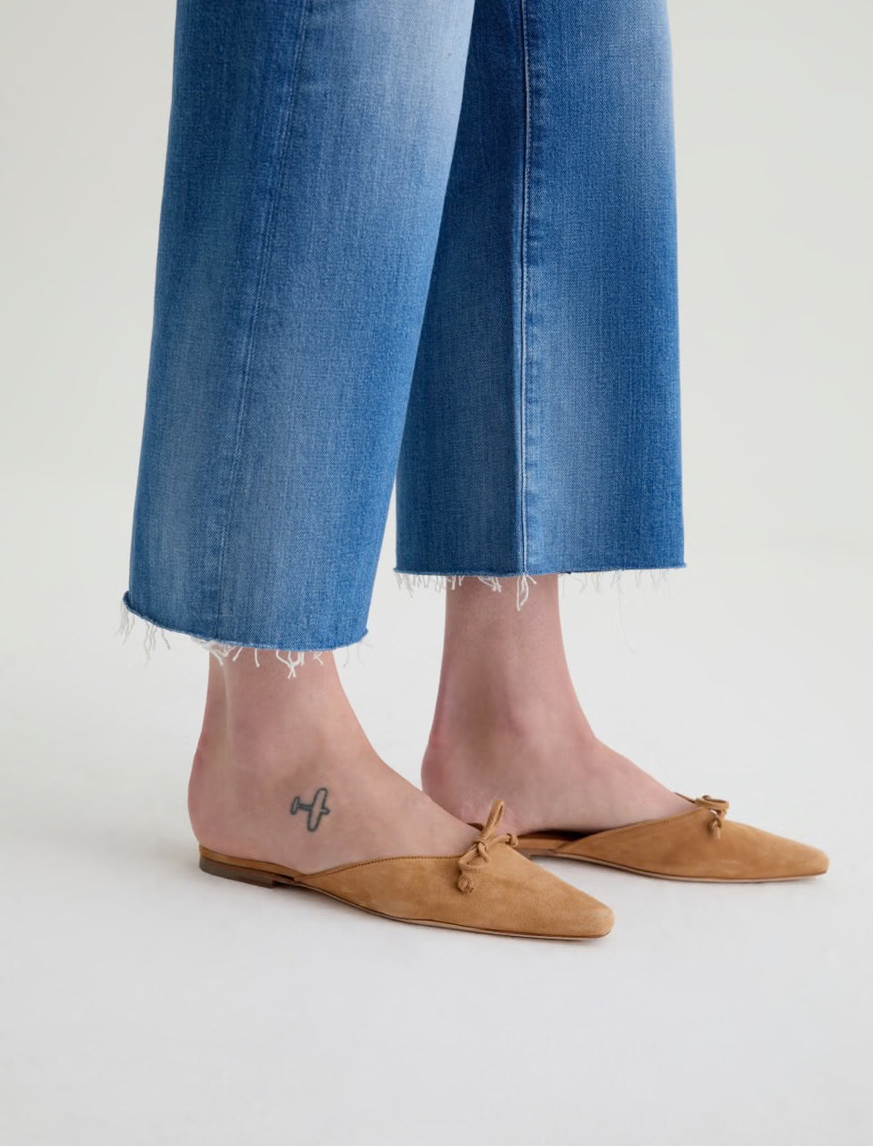 Saige Wide Leg Crop Jean in 13 Years Allure by AG Jeans
