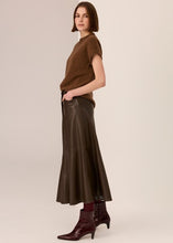 Load image into Gallery viewer, Astor Knit Top in Toffee by POL
