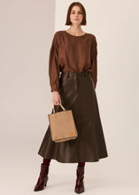 Load image into Gallery viewer, Nora Top in Choc by POL
