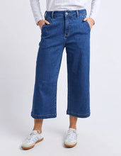 Load image into Gallery viewer, Izzy Wide Leg Jean in Dark Blue Wash by Elm
