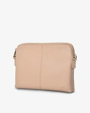 Bowery Crossbody in Neutral Pebble by Elms & King