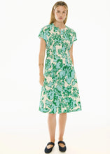Load image into Gallery viewer, Jaine Tucked Dress in Static Floral by POL

