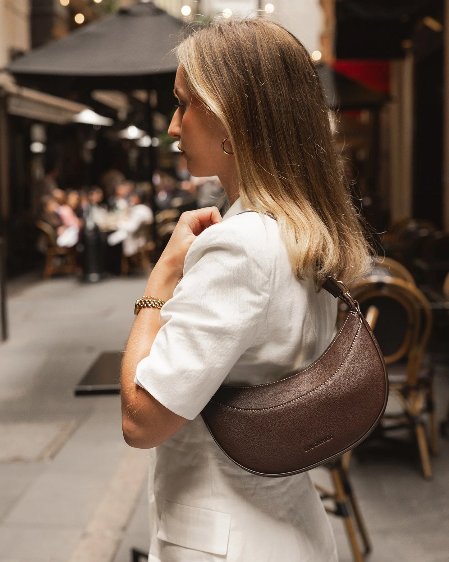Claudia Shoulder Bag in Chocolate by Louenhide