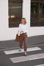 Load image into Gallery viewer, Leo Barrel Jean in Chocolate by Monaco Jeans
