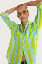 Load image into Gallery viewer, Lunch With Me Boyfriend Linen Shirt by HUT
