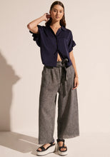 Load image into Gallery viewer, Clese Shirt in Ink by POL
