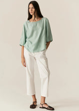 Load image into Gallery viewer, Henri Tee in Mist by POL

