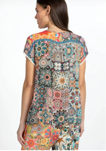 Load image into Gallery viewer, Paise Blouse in Kaledia by Johnny Was
