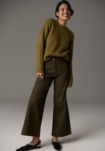 Load image into Gallery viewer, Finlay Crew in Green by Pol
