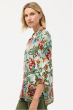 Load image into Gallery viewer, Audrey Blouse in Gillian by Johnny Was
