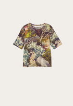 Load image into Gallery viewer, Grace Tee in Flannel Flower by Nancybird
