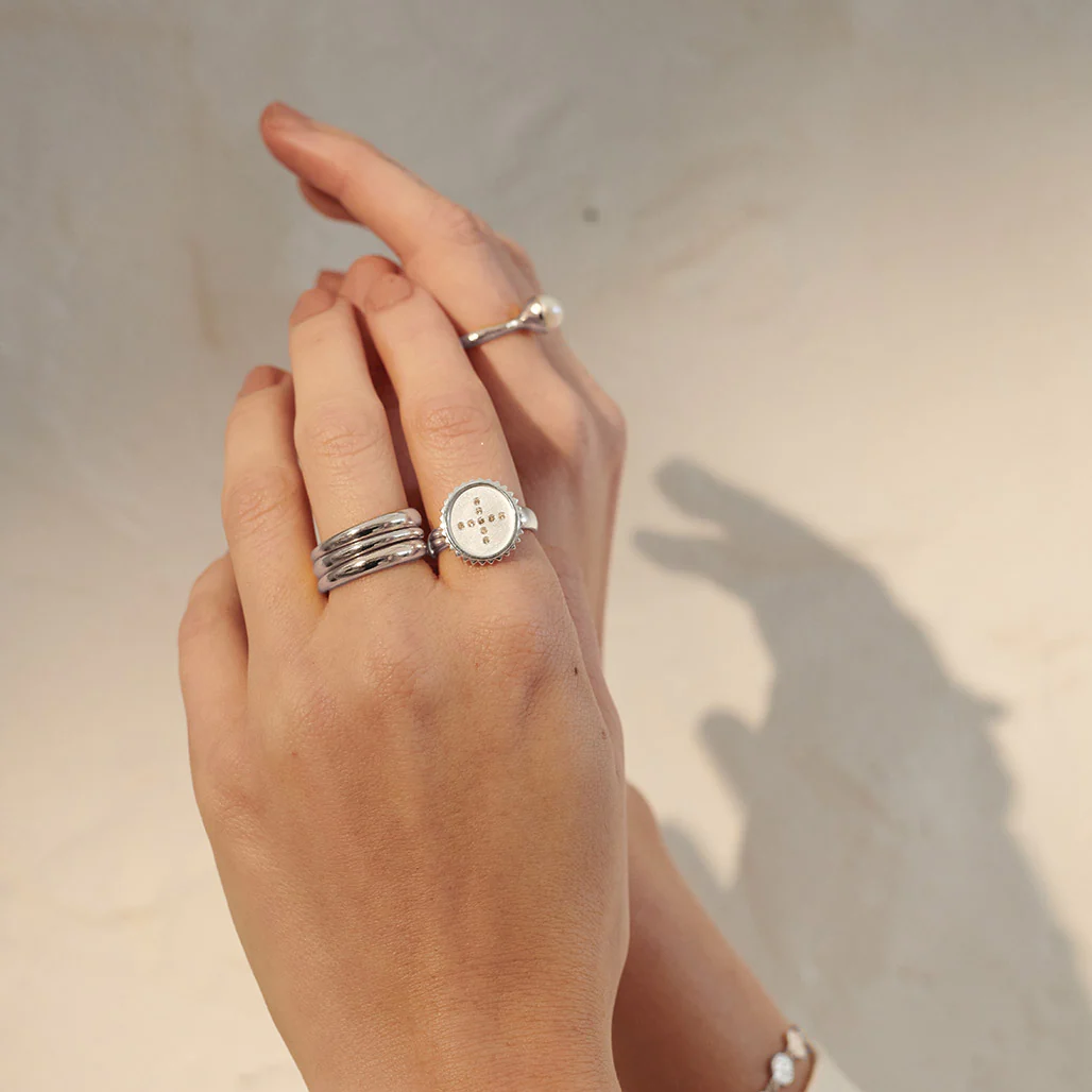 Halcyon Ring in Silver by Murkani