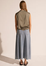 Load image into Gallery viewer, Clese Top in Khaki by POL
