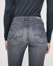 Load image into Gallery viewer, The Farrah Skinny Ankle by AG in Embers
