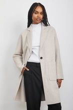 Load image into Gallery viewer, Everest Coat by Rails
