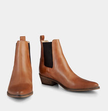 Load image into Gallery viewer, Stella boot by Ivylee in Dark Tan
